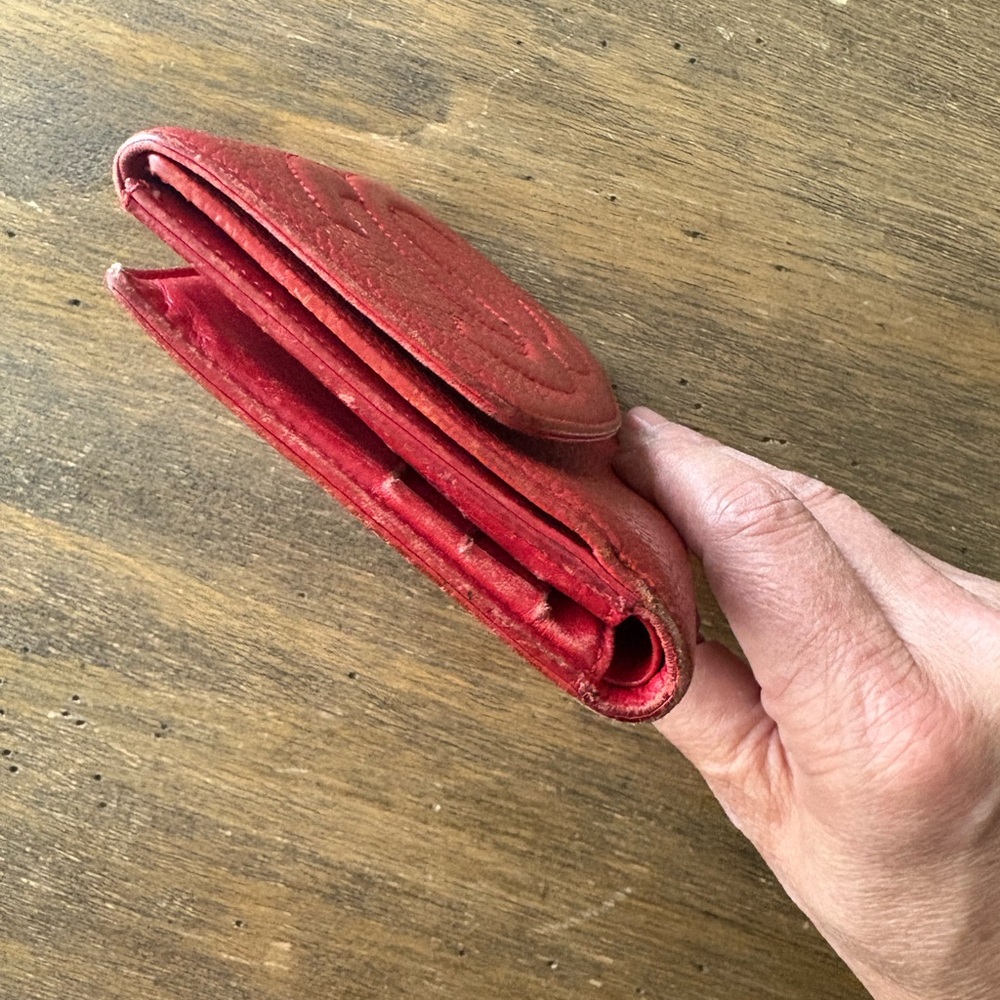VINTAGE CHANEL WALLET Red Italy - Picture 16 of 17
